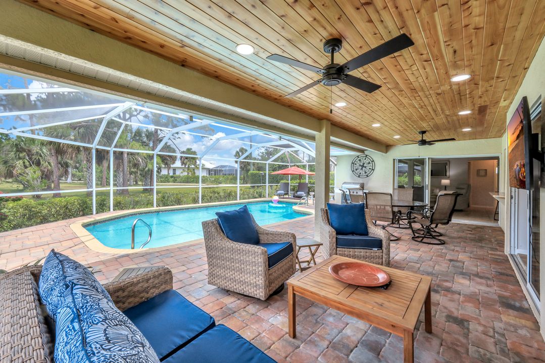 3704 Cartwright Ct, Bonita Springs, FL 34134