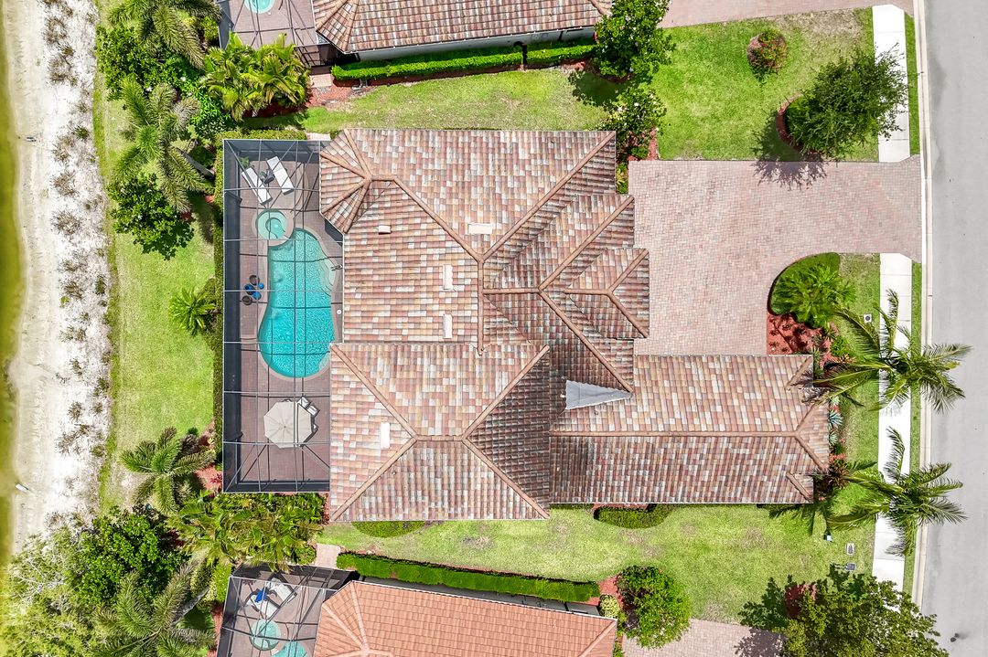 28625 Lisburn Ct, Bonita Springs, FL 34135