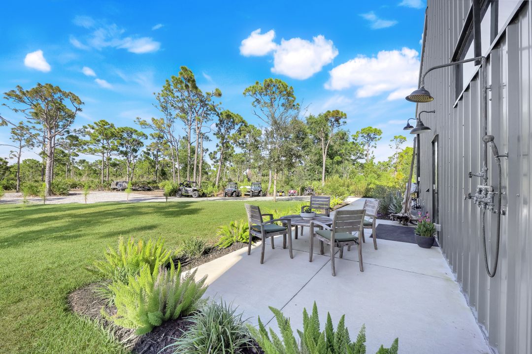 4412 Pinetree Blvd, Saint James City, FL 33956