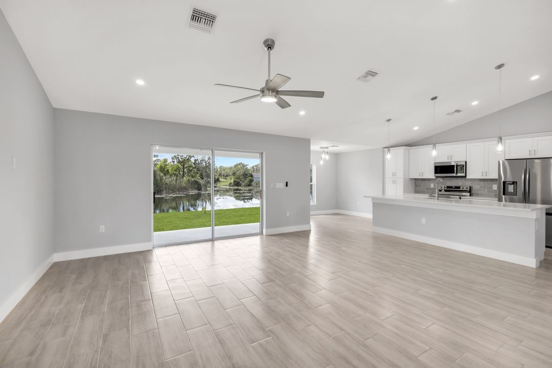 2018 NE 33rd Ln, Cape Coral, FL 33909
