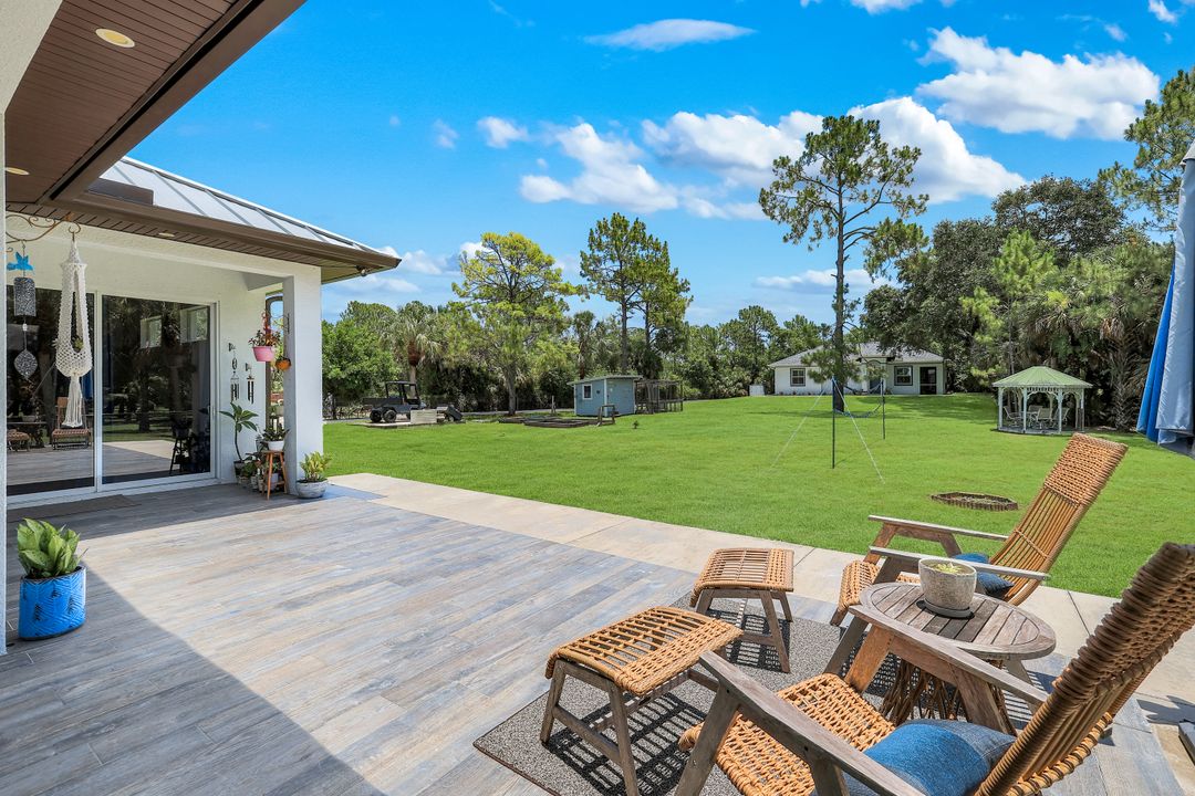 1160 13th St SW, Naples, FL 34117