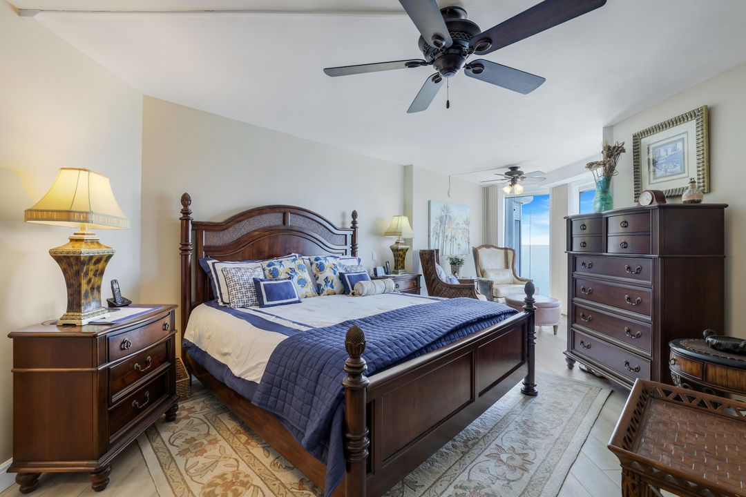 4041 Gulf Shore Blvd N #1705, Naples, FL 34103
