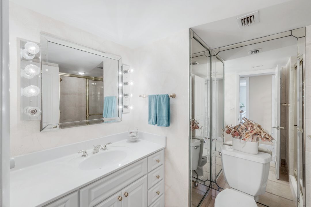 3399 Gulf Shore Blvd N #203, Naples, FL 34103
