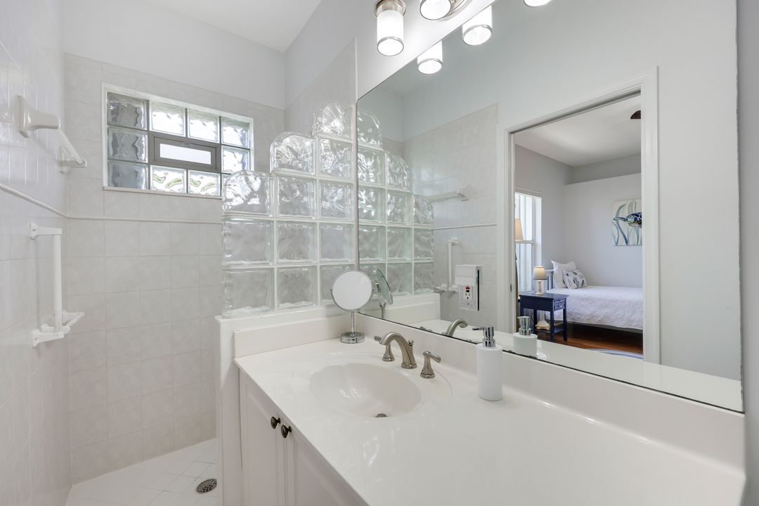 28901 Regis Ct, Bonita Springs, FL 34134