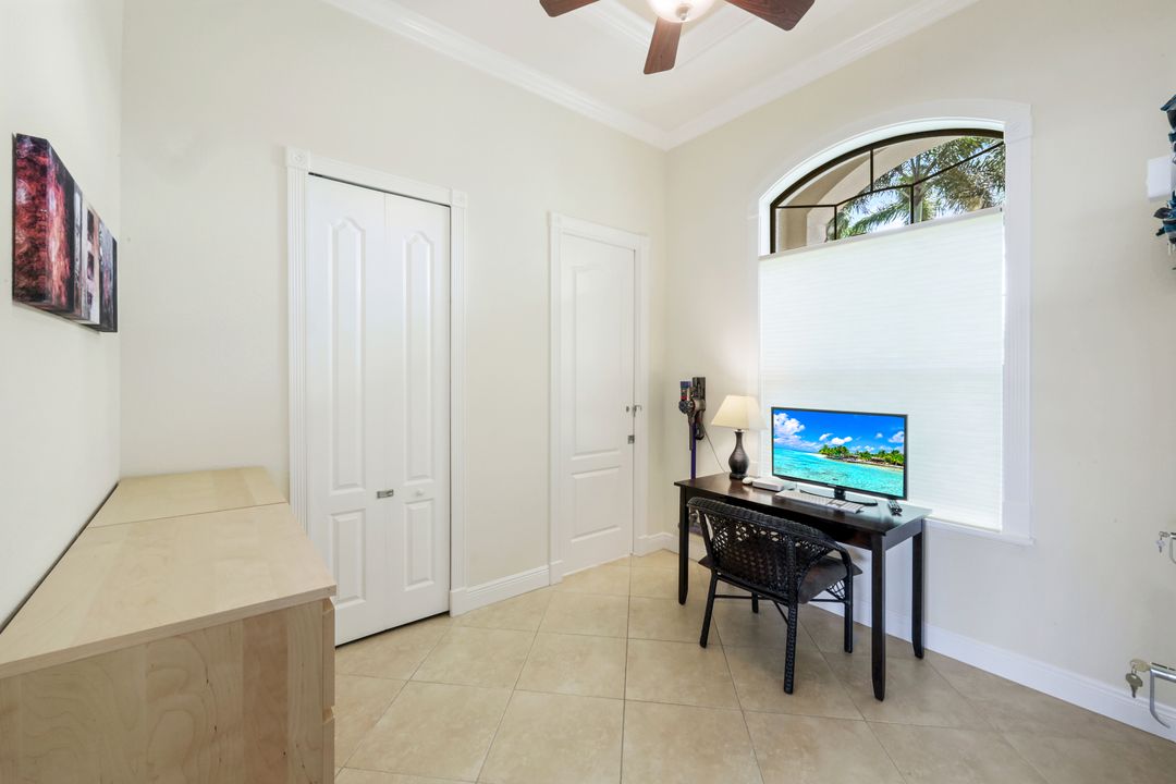 4418 SW 10th Ave, Cape Coral, FL 33914