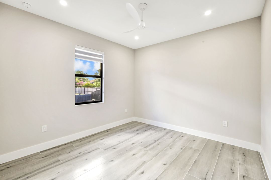 1020 NW 33rd Pl, Cape Coral, FL 33993