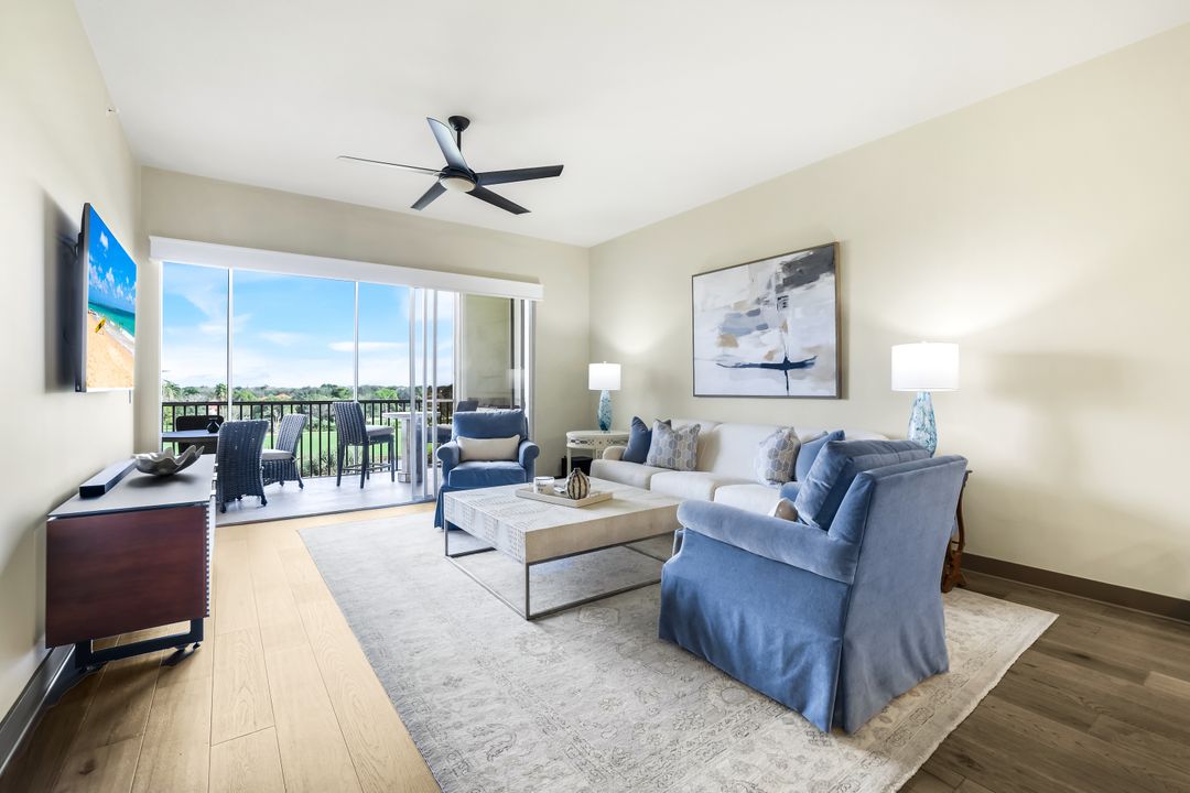 7655 Pebble Creek Cir #404, Naples, FL 34108