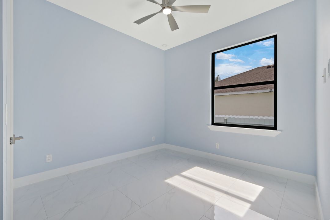 2917 NW 27th St, Cape Coral, FL 33993