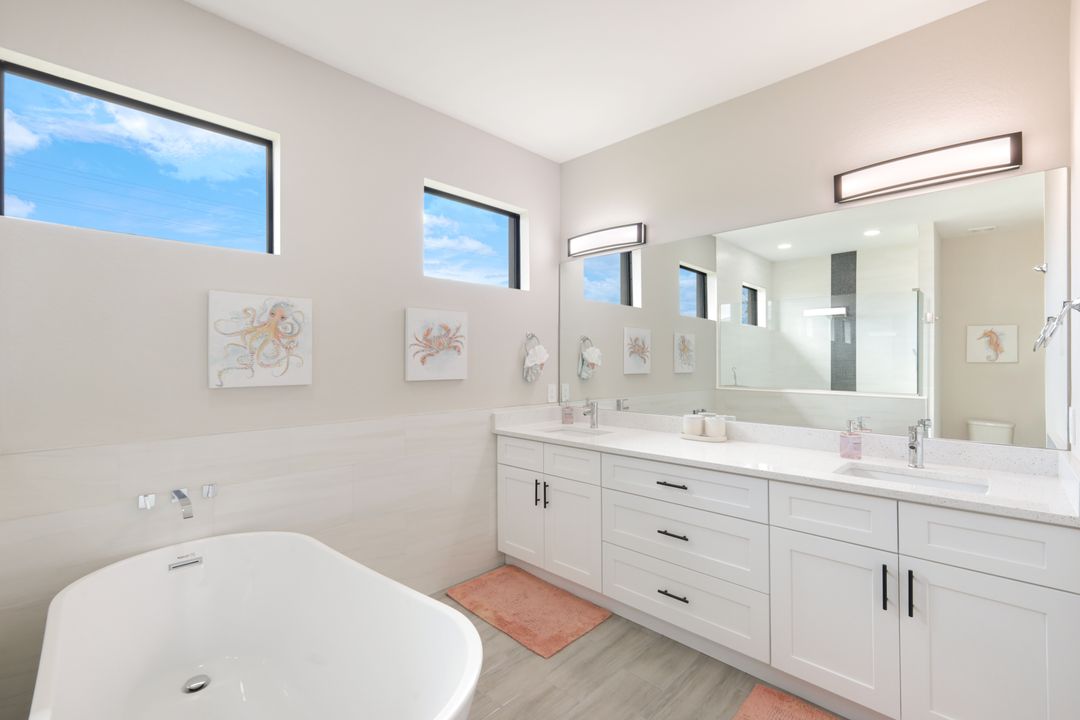 2305 SW 32nd St, Cape Coral, FL 33914