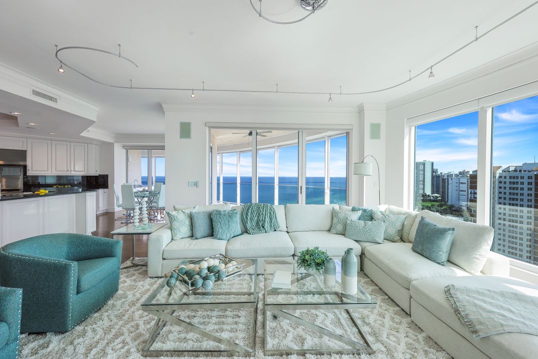 4101 Gulf Shore Blvd N #17N, Naples, FL 34103