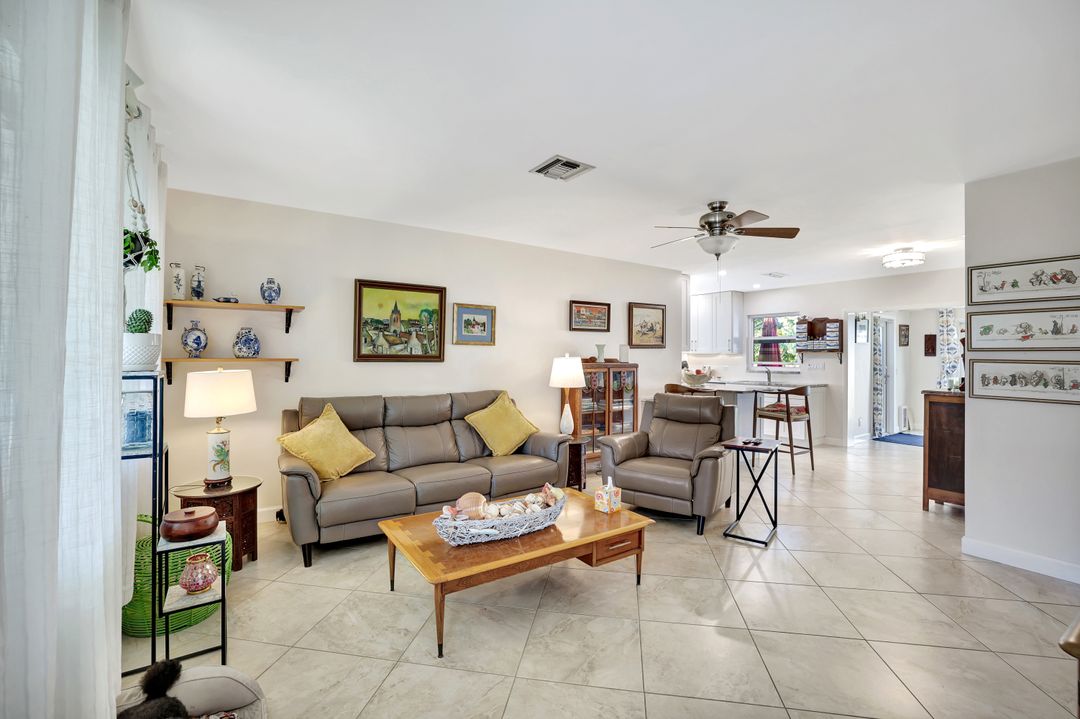 55 9th St, Bonita Springs, FL 34134