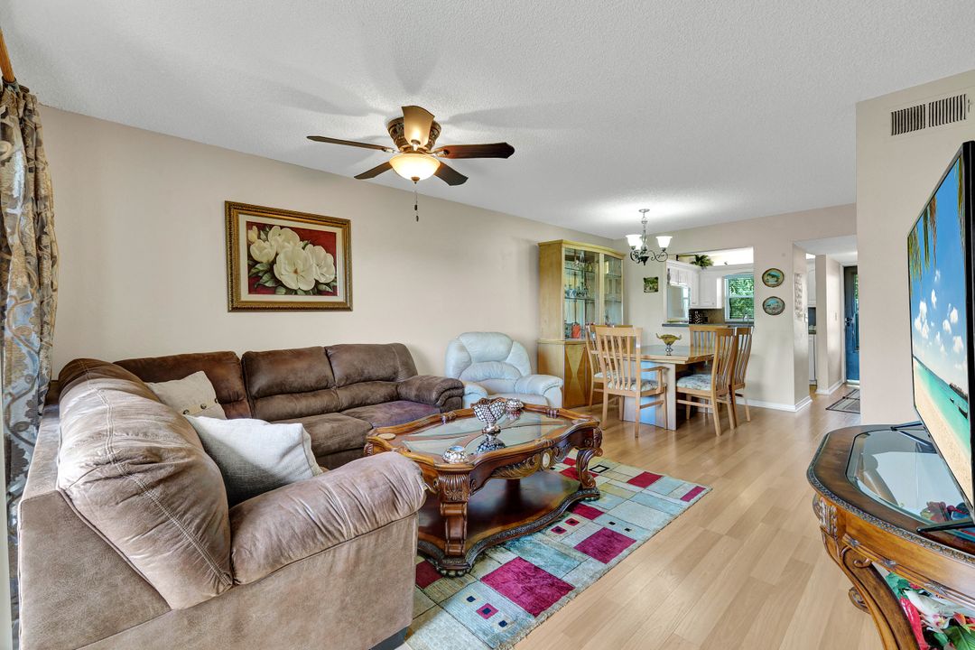 4346 27th Ct SW #201, Naples, FL 34116