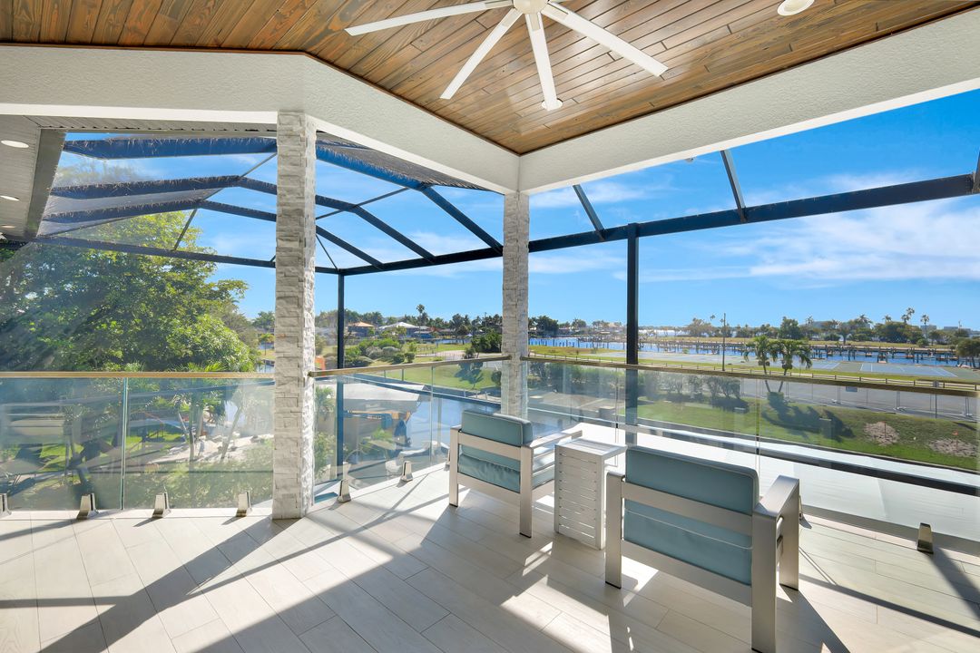 1110 Lenox Ct, Cape Coral, FL 33904