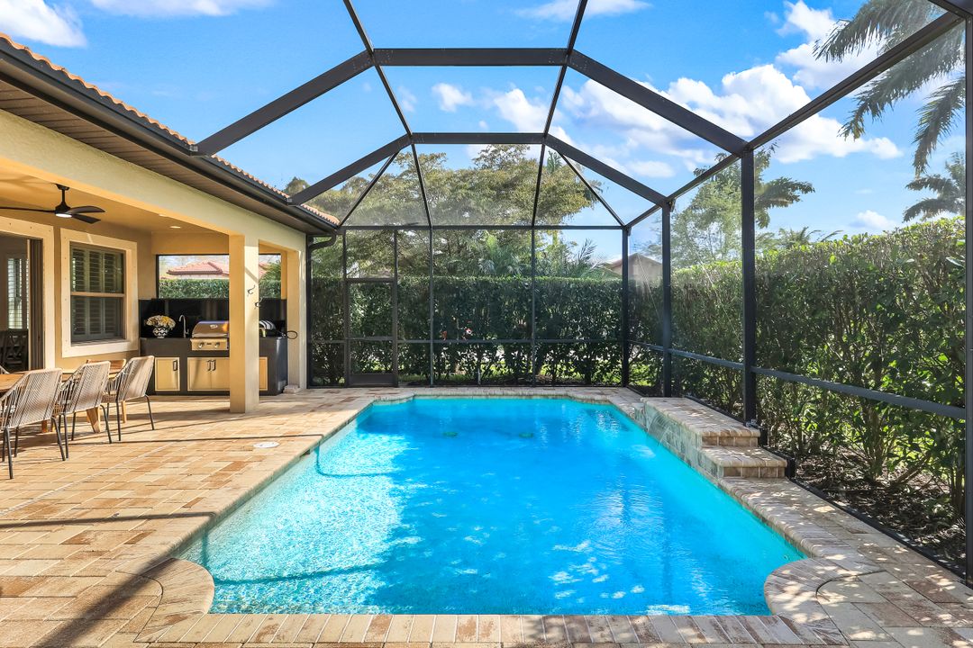 16357 Aberdeen Wy, Naples, FL 34110