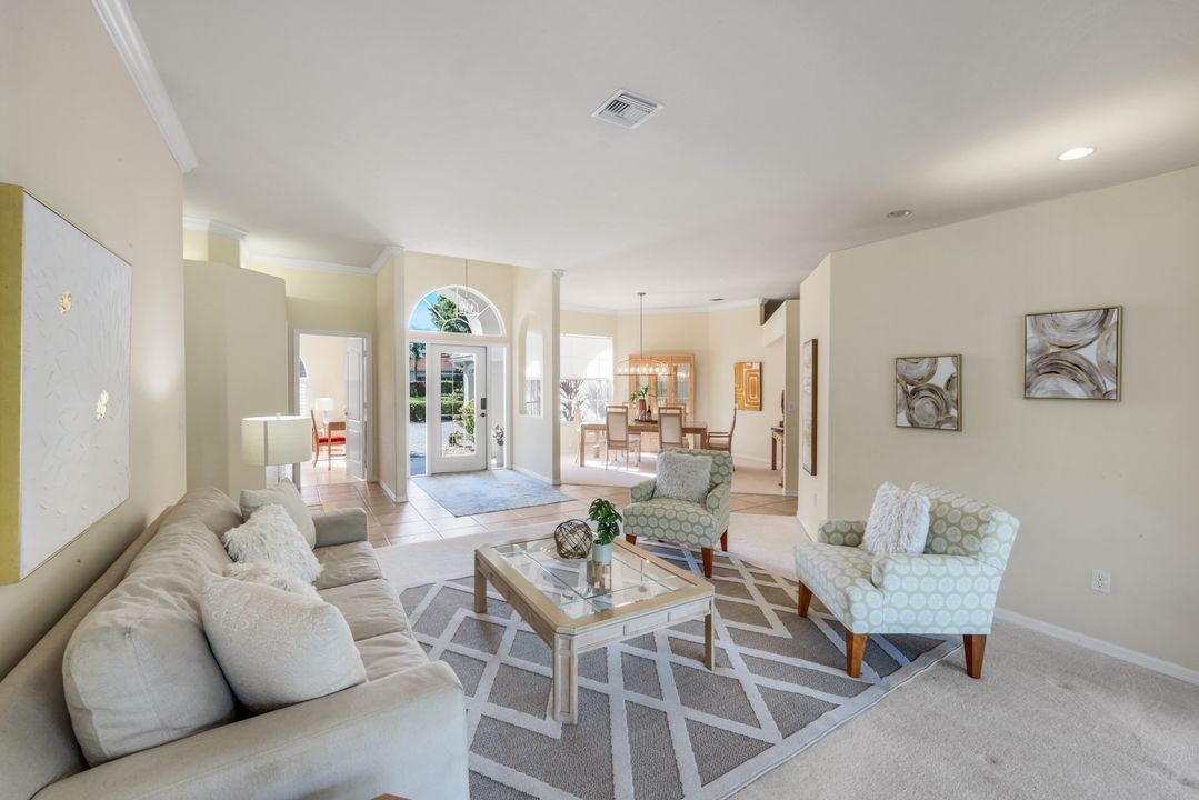 10824 Pond Ridge Dr, Fort Myers, FL 33913