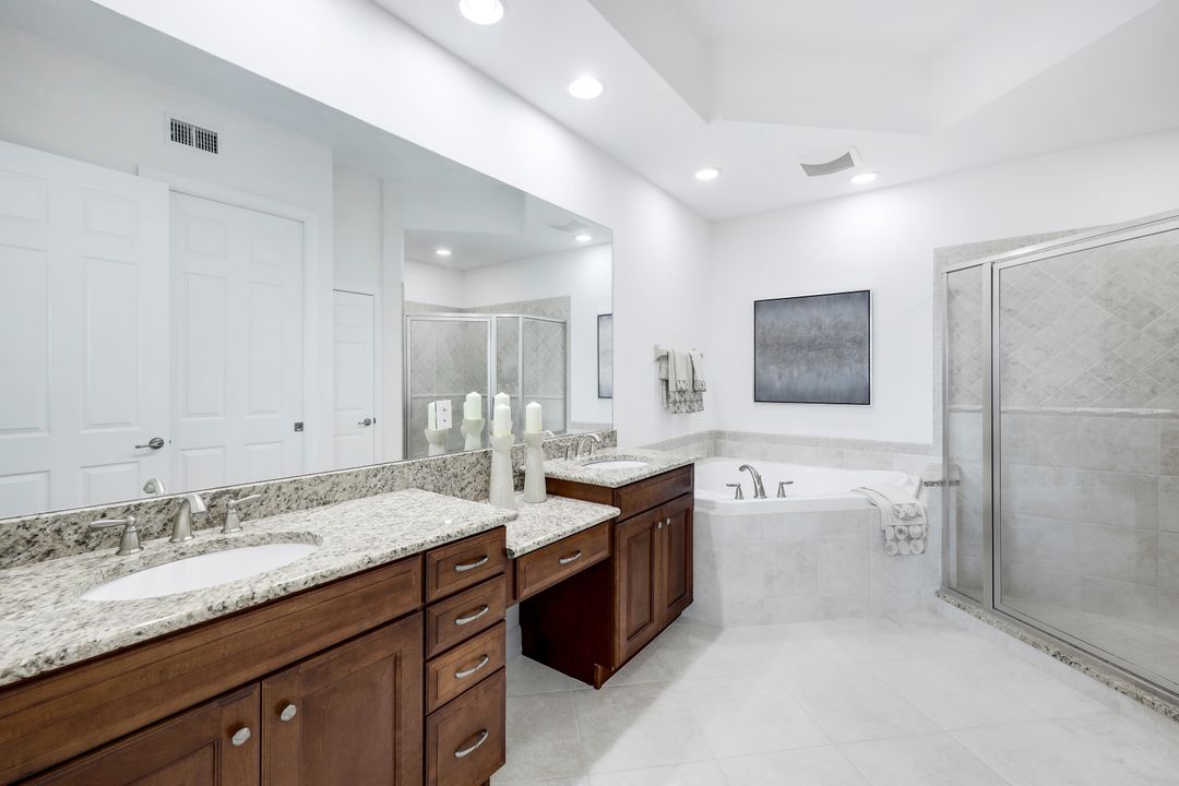 9220 Quartz Ln #101, Naples, FL 34120