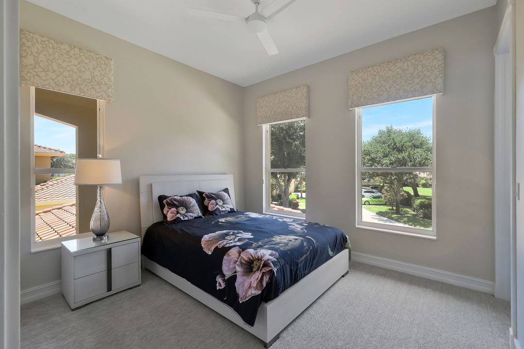 1855 Les Chateaux Blvd #201, Naples, FL 34109