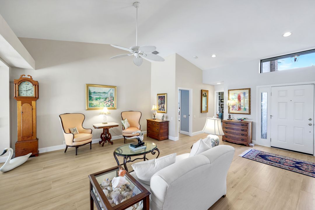 11510 Tanager Ct, Naples, FL 34119