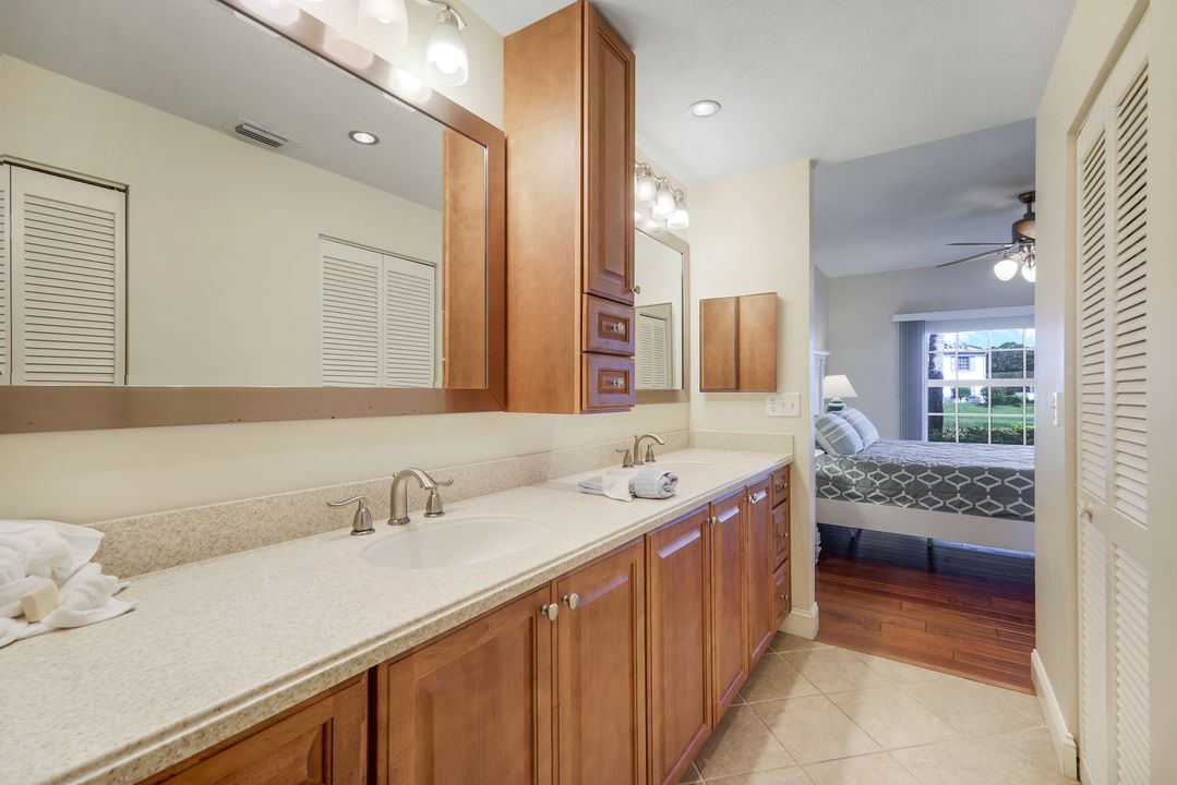 832 Tanbark Dr #104, Naples, FL 34108
