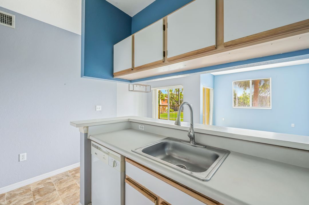 6300 Aragon Way #203 Fort Myers, FL 33966