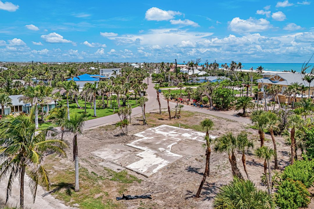 4733 Rue Belle Mer, Sanibel, FL 33957