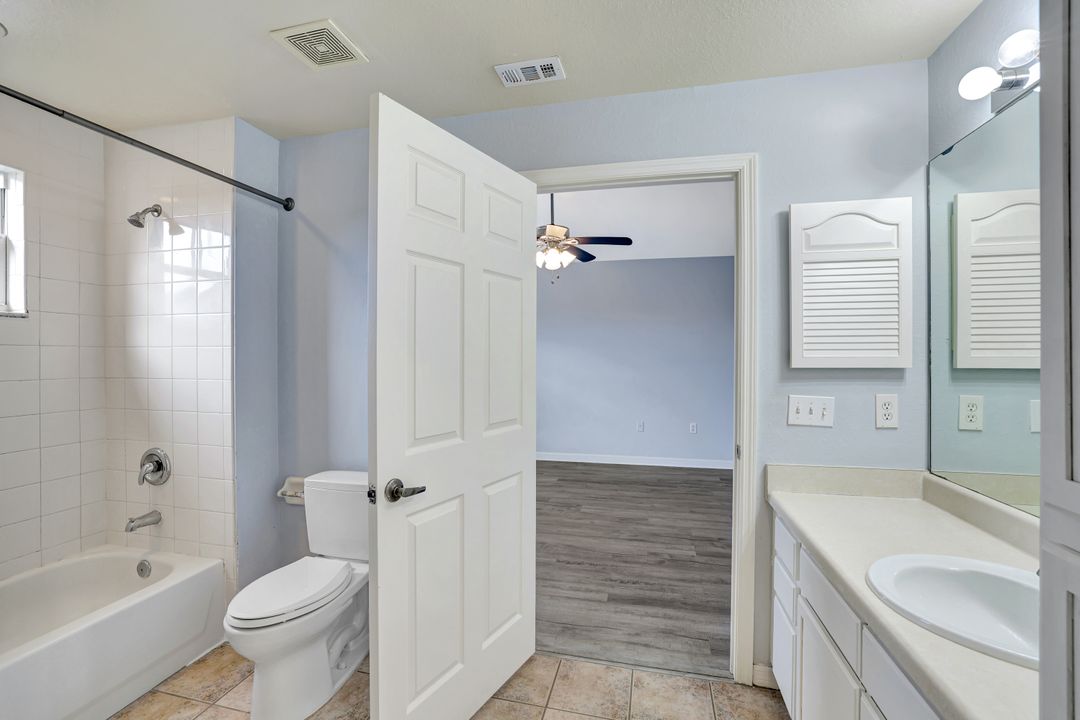 7965 Preserve Cir #732, Naples, FL 34119