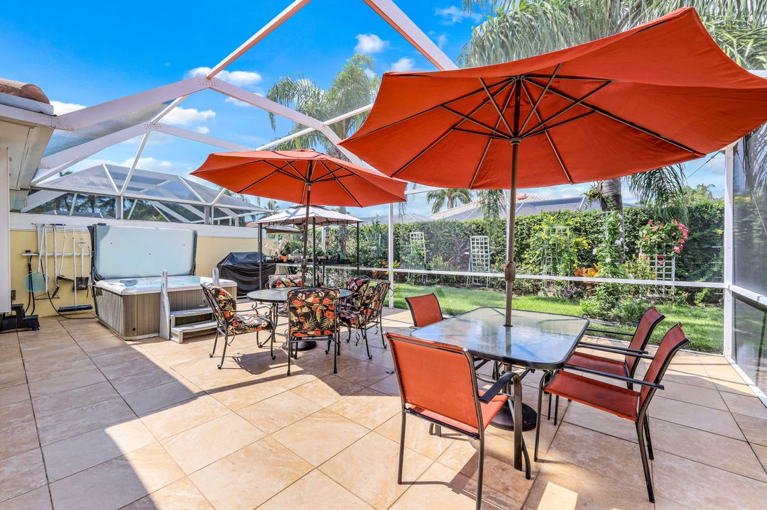 4823 Lasqueti Way, Naples, FL 34119