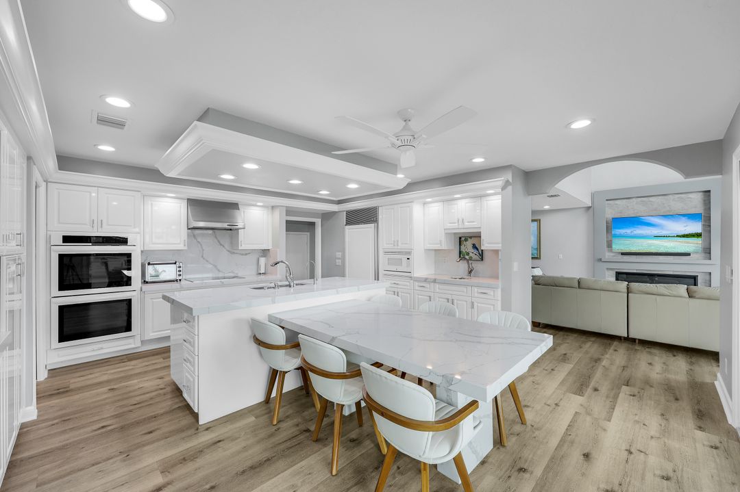 368 Germain Ave, Naples, FL 34108