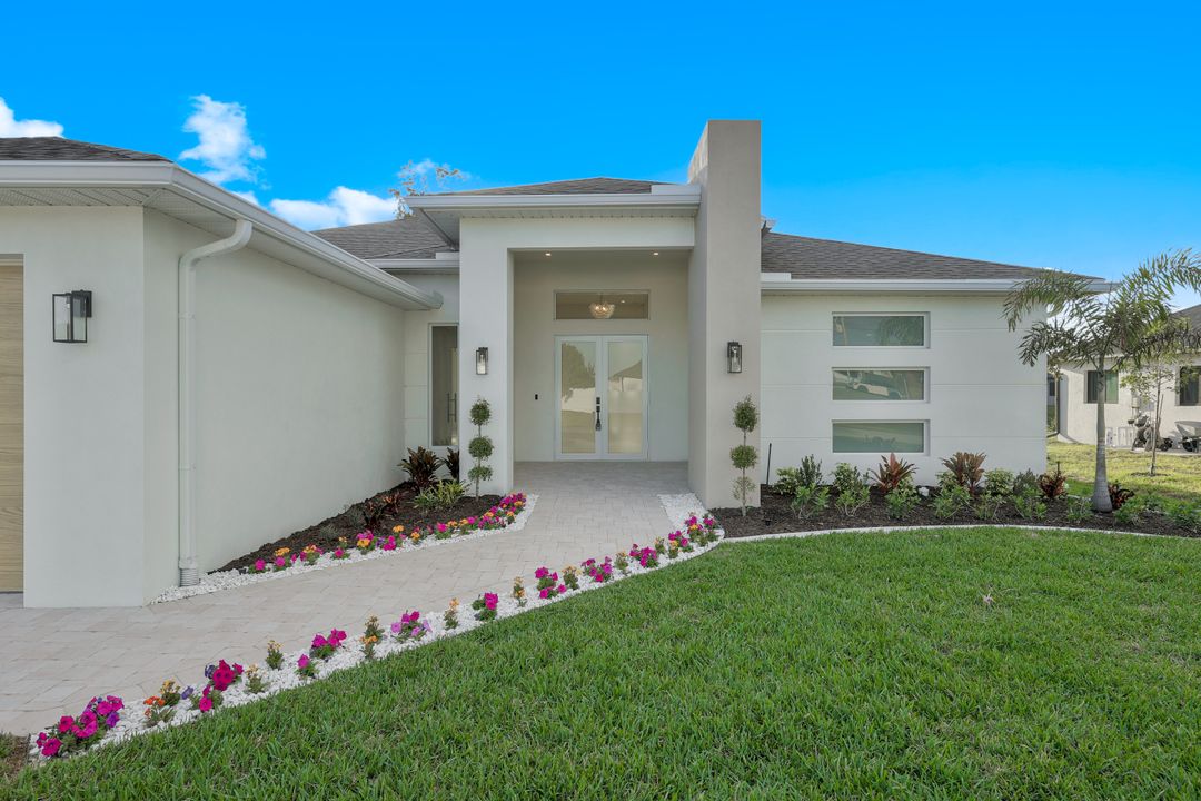 2514 SW 17th Ave, Cape Coral, FL 33914