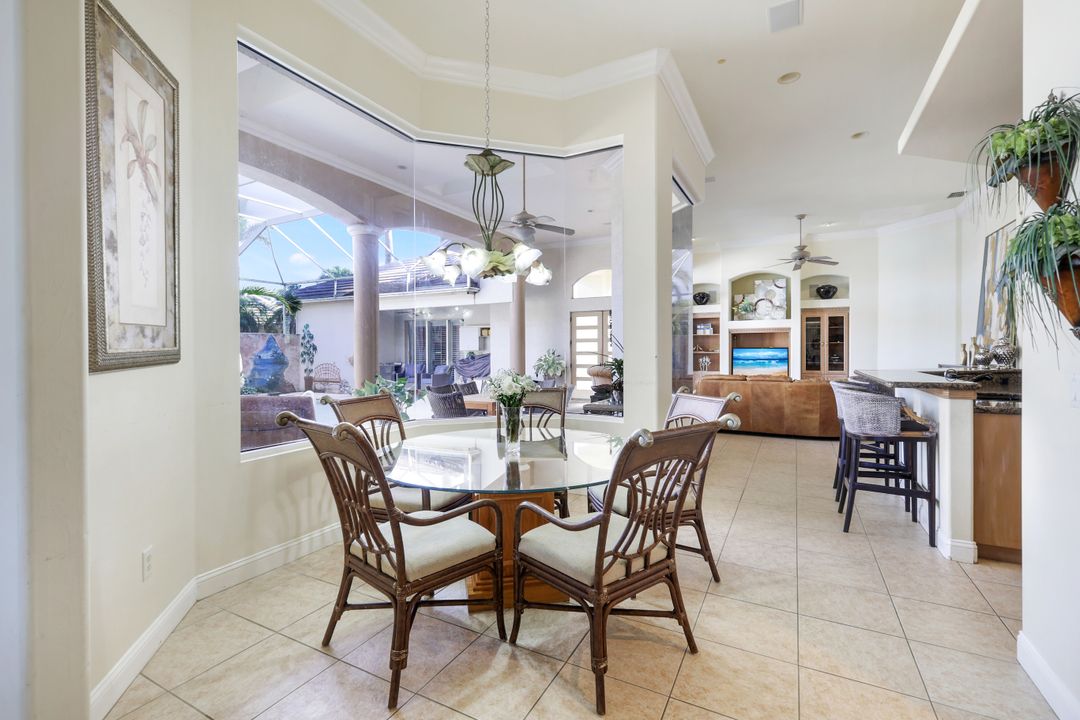 14581 Headwater Bay Ln, Fort Myers, FL 33908