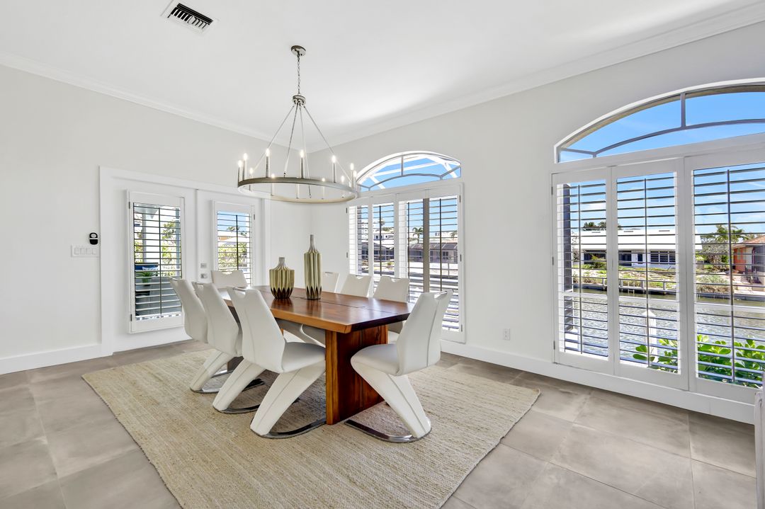 449 Heron Ave, Naples, FL 34108