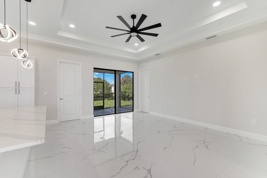 4409 5th St W, Lehigh Acres, FL 33971