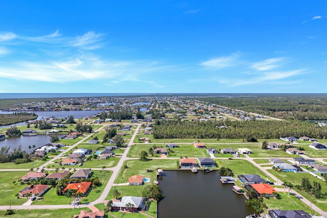 4204 NW 22nd St, Cape Coral, FL 33993