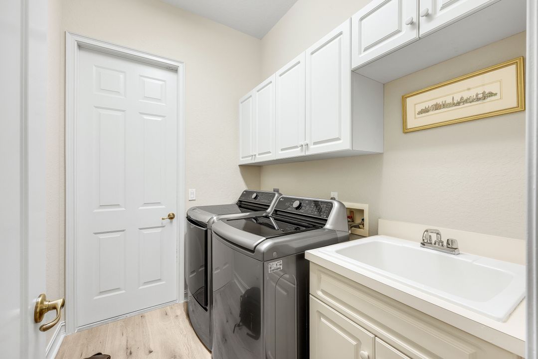 1503 NW 41st Pl, Cape Coral, FL 33993