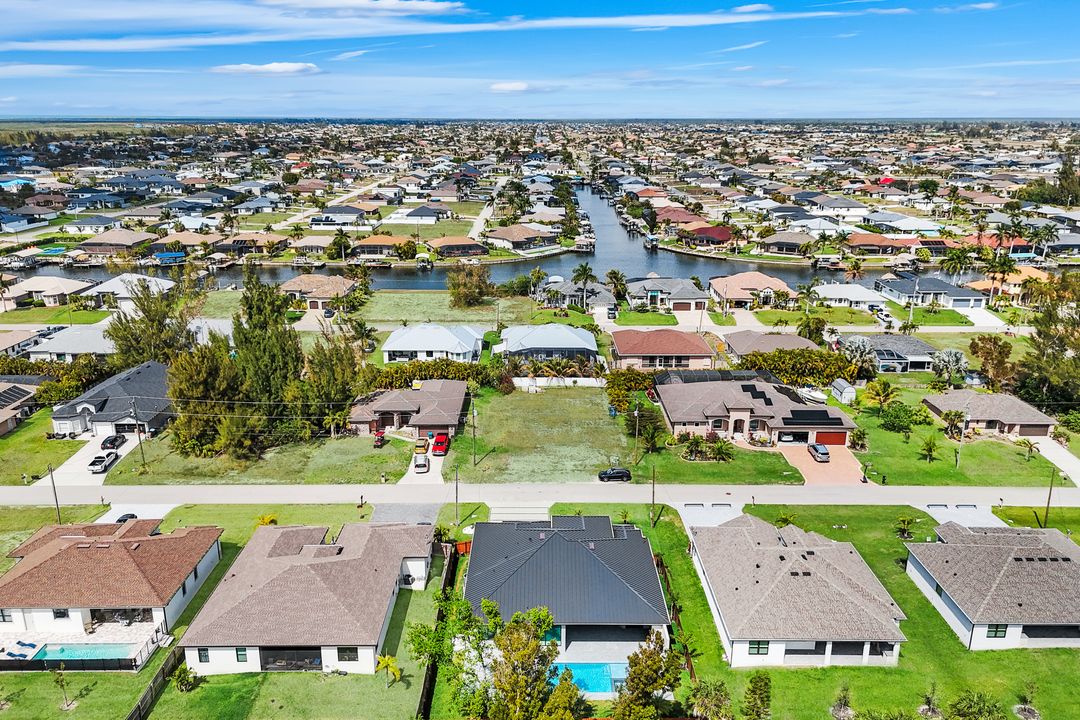 3606 SW 3rd St, Cape Coral, FL 33991