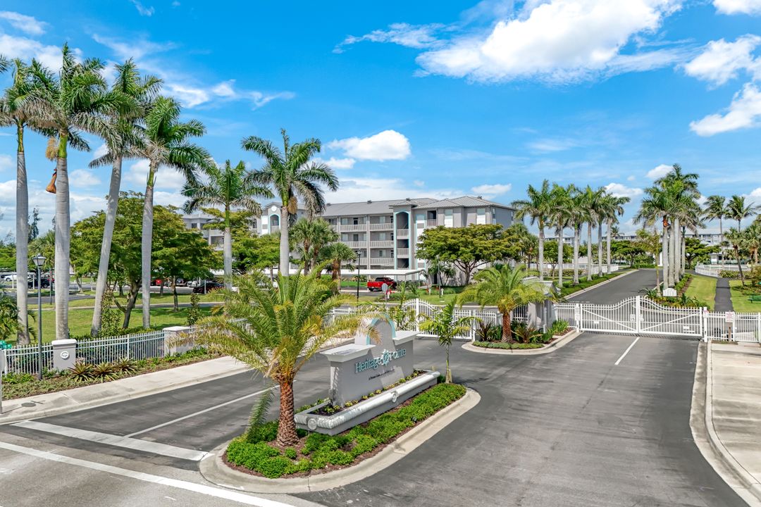16635 Lake Cir Dr #614, Fort Myers, FL 33908