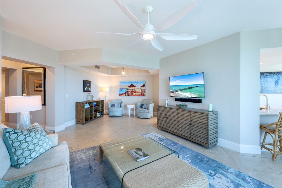 315 Dunes Blvd #1105, Naples, FL 34110