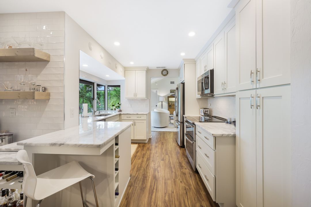 345 Henderson Ct, Marco Island, FL 34145