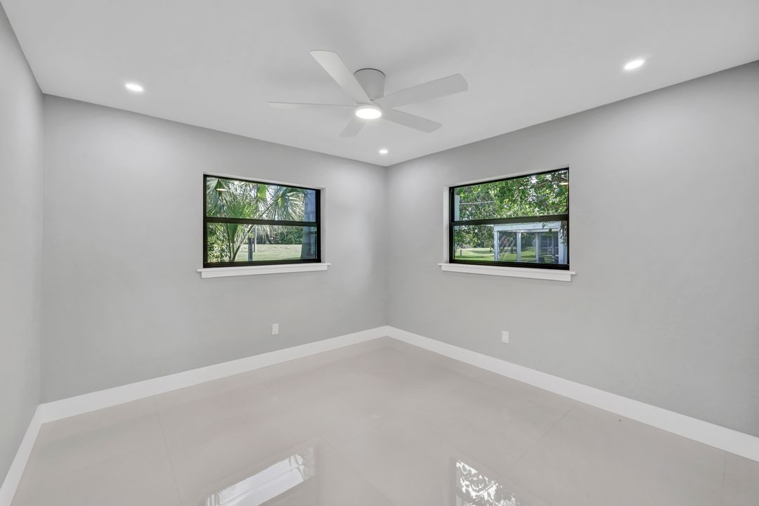 4173 29th Pl SW, Naples, FL 34116