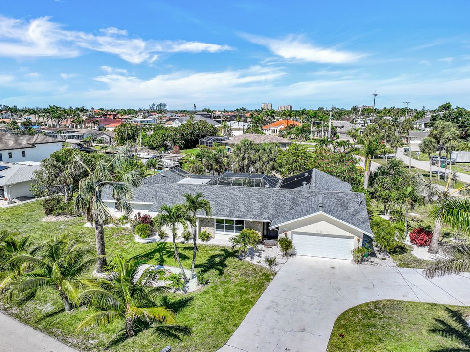 5308 Baypoint Ct, Cape Coral, FL 33904
