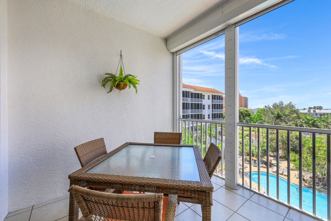 460 Launch Cir #503, Naples, FL 34108