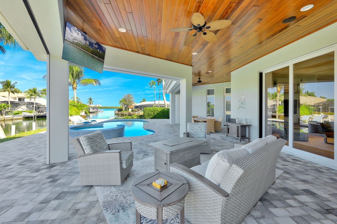 813 Magnolia Ct, Marco Island, FL 34145