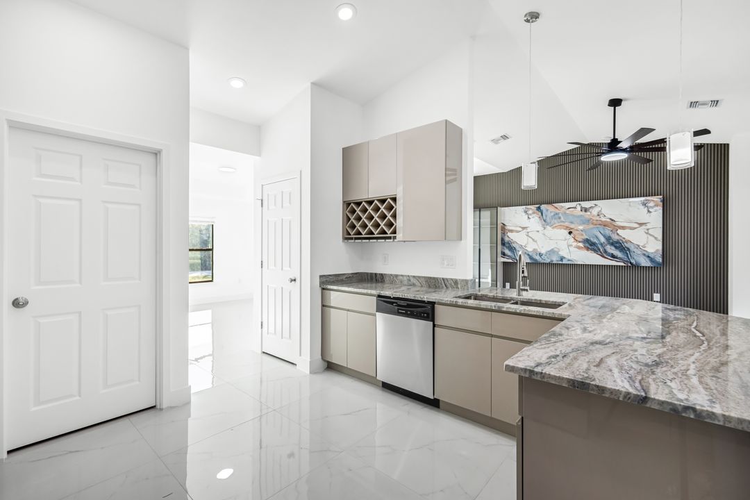 2618 Queen Dr, Lehigh Acres, FL 33971