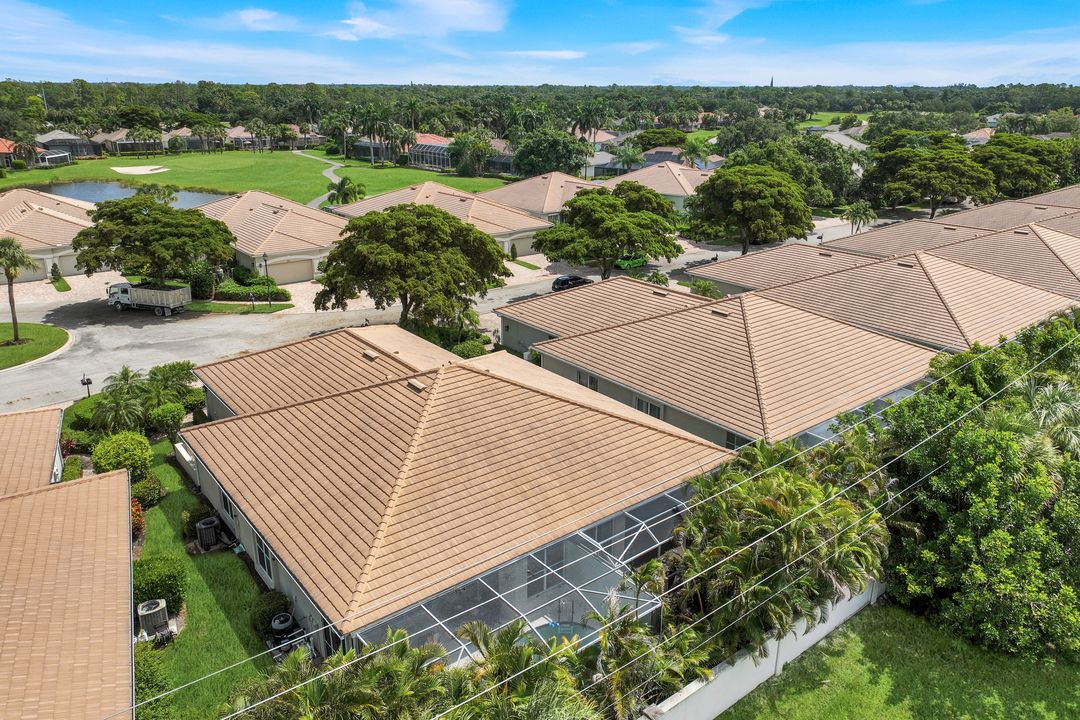 1814 Leamington Ln, Naples, FL 34109