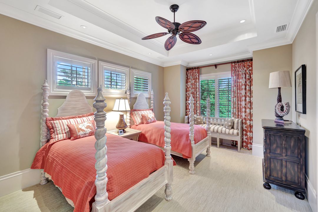 3118 Dahlia Way, Naples, FL 34105