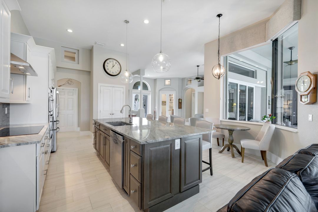 5606 Merlyn Ln, Cape Coral, FL 33914