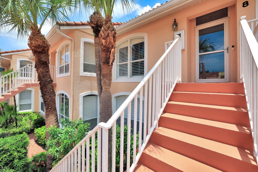 1940 Cascades Dr #8, Naples, FL 34112