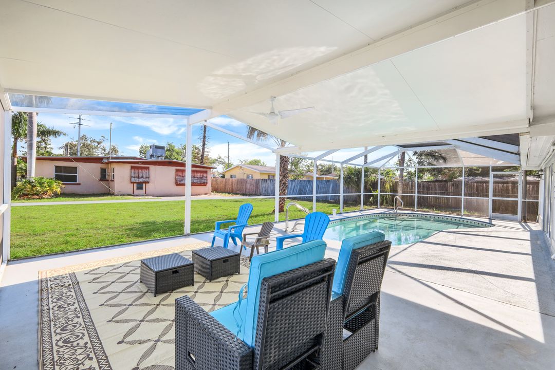 1637 Winkler Ave, Fort Myers, FL 33901