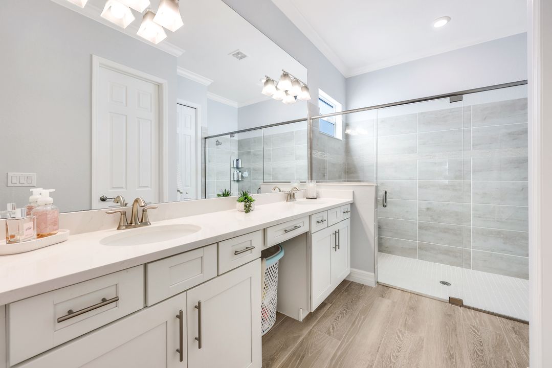 14243 Blue Bay Cir, Fort Myers, FL 33913