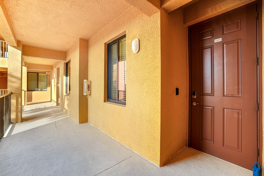 9590 Trevi Ct  #5334, Naples, FL 34113